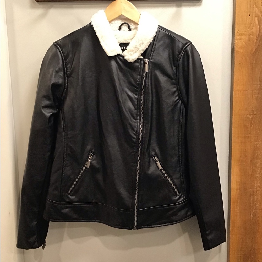 Torrid Womens Faux Leather Moto Jacket Size 10 Asymmetrical Zip Up Sherpa Bomber - Picture 8 of 15
